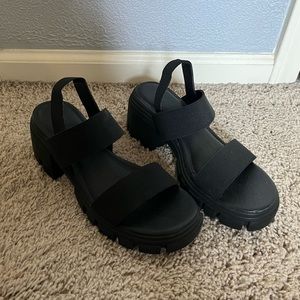 madden girl black platform sandals!